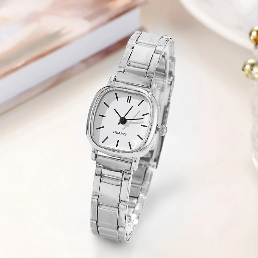“Fashion Women’s Watch, Small Dial, Quartz Analog, Elegant Girls’ Gift.”