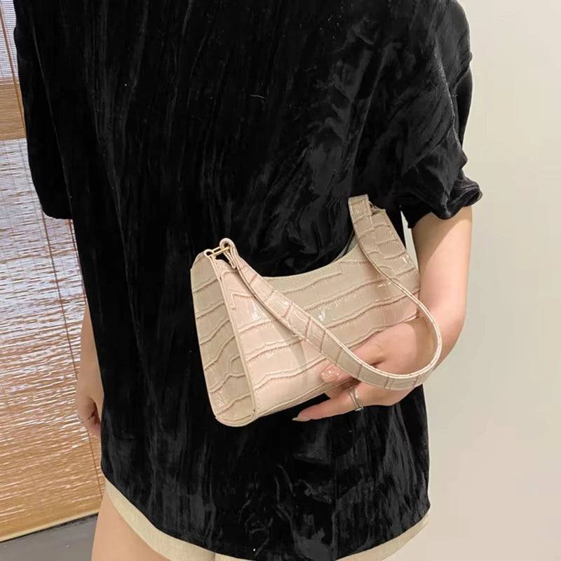 “Fashion PU Leather Bags for Women, Alligator Pattern Small Underarm Messenger Purse.”